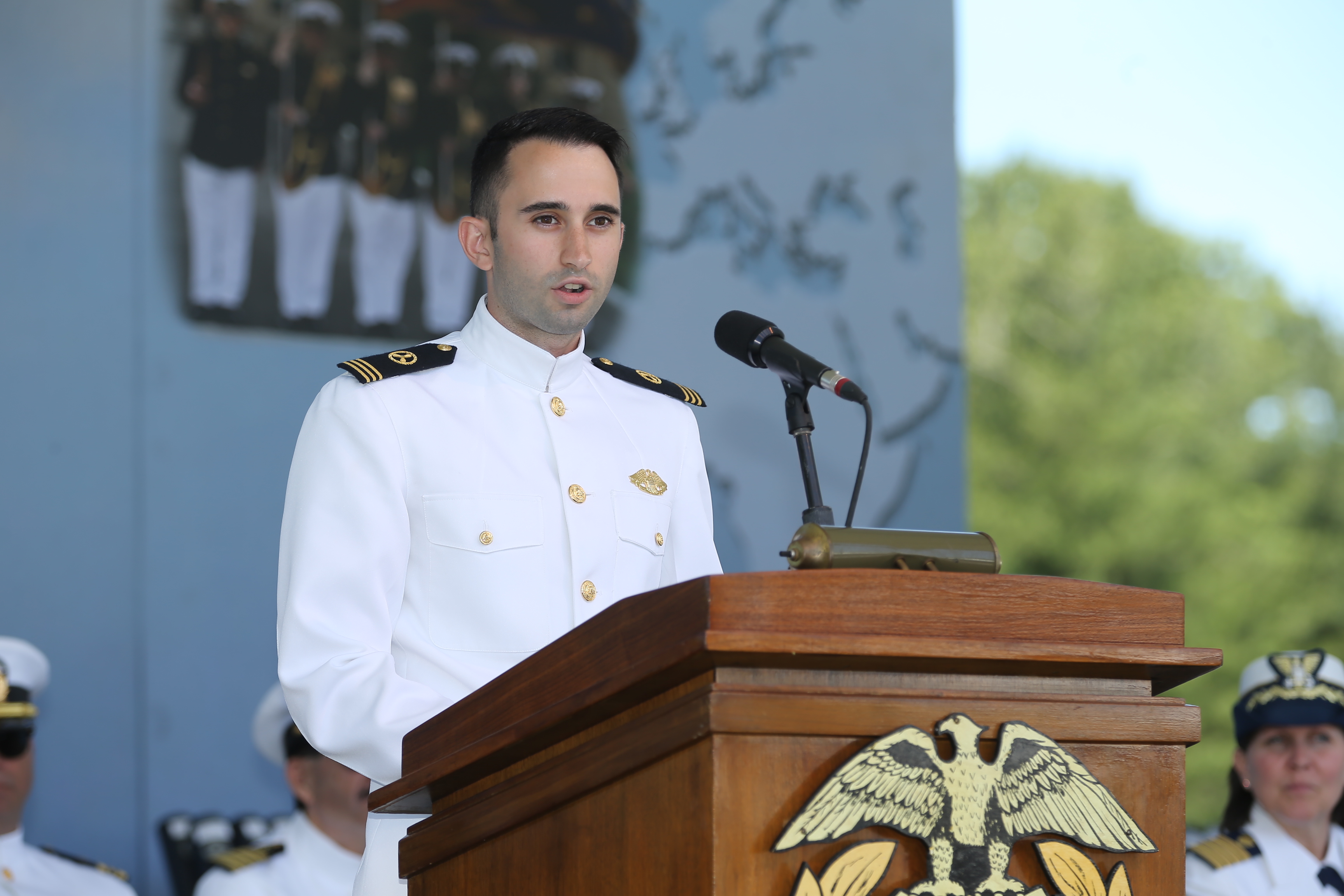 Valedictorian Matthew Pari delivers his speech