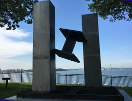 9/11 Memorial contains 200lbs of steel from the WTC 9/11 Memorial contains 200lbs of steel from the WTC